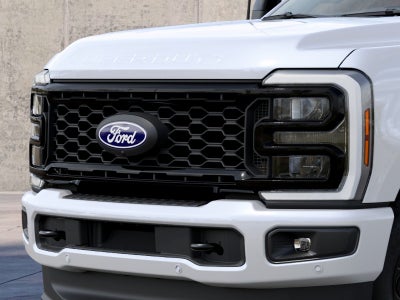 2027 Ford Super Duty F-350® Lariat®