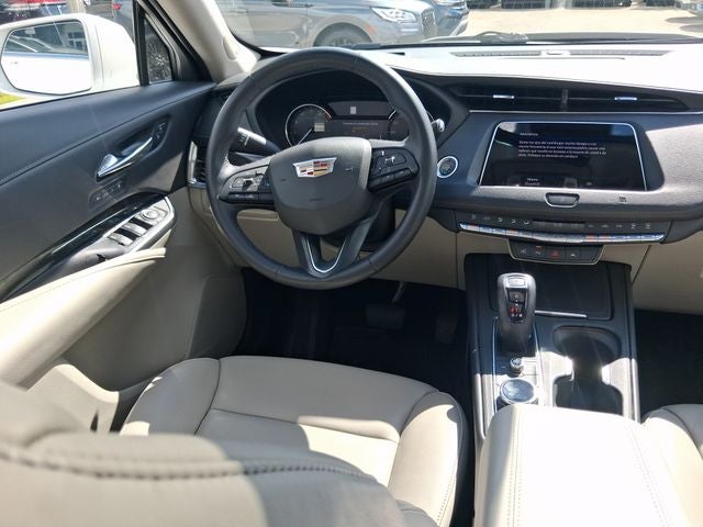 2019 Cadillac XT4 Premium Luxury