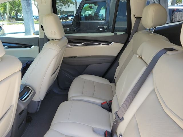 2023 Cadillac XT6 Premium Luxury