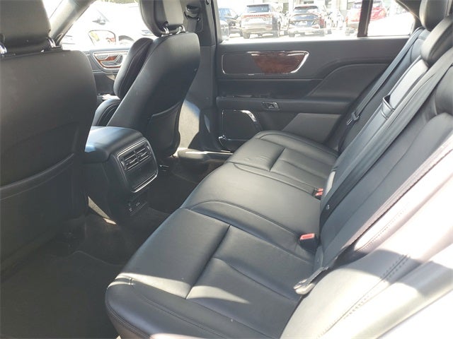 2017 Lincoln Continental Select