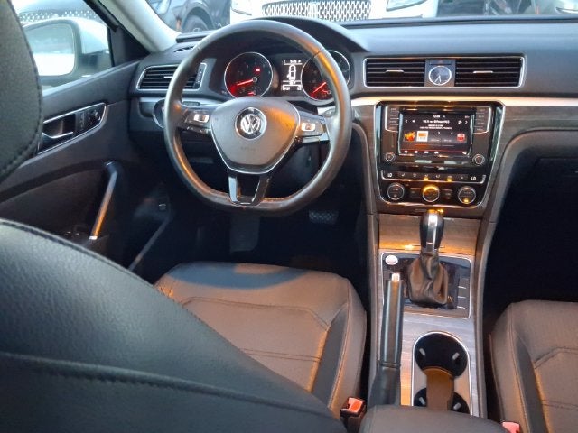2017 Volkswagen Passat 1.8T SE