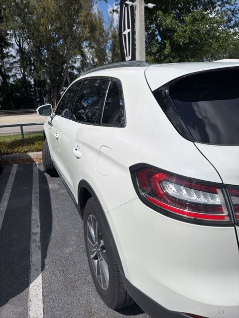 2022 Lincoln Nautilus Standard
