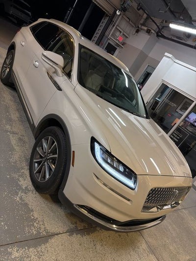 2022 Lincoln Nautilus Standard