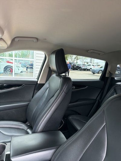 2023 Lincoln Nautilus Standard