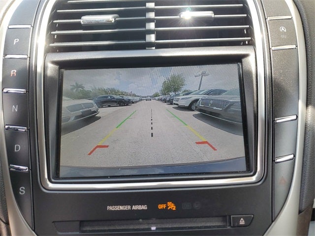 2019 Lincoln Nautilus Select