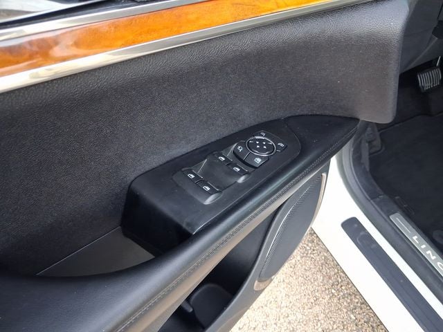 2016 Lincoln MKX Select
