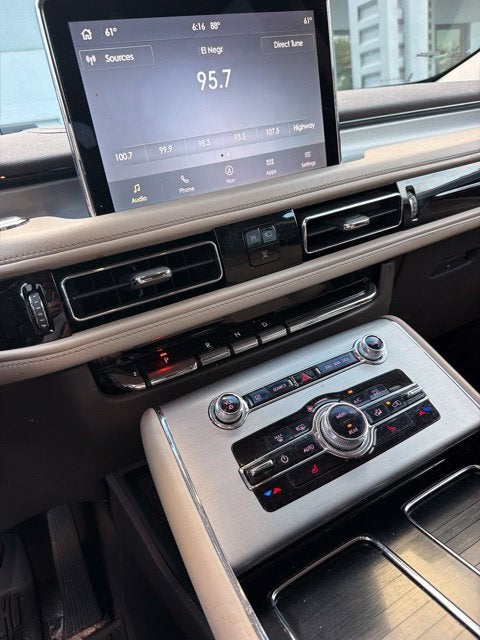 2023 Lincoln Aviator Standard Premium