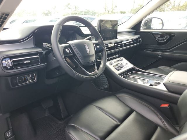 2023 Lincoln Aviator Standard