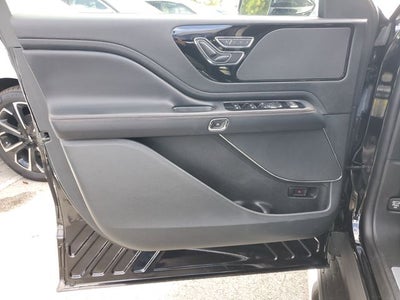 2023 Lincoln Aviator Standard