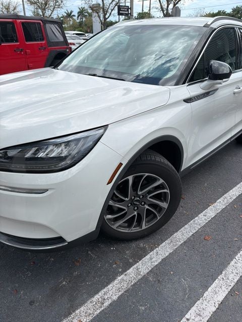 2022 Lincoln Corsair Standard