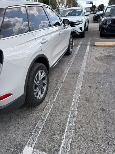 2023 Lincoln Corsair Standard