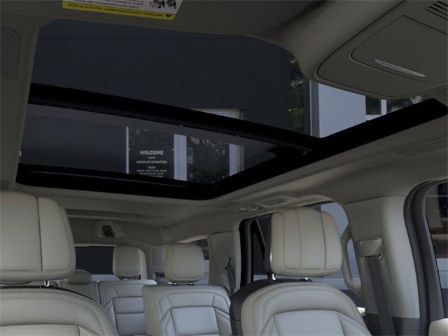 2025 Lincoln Navigator Reserve Service Loaner