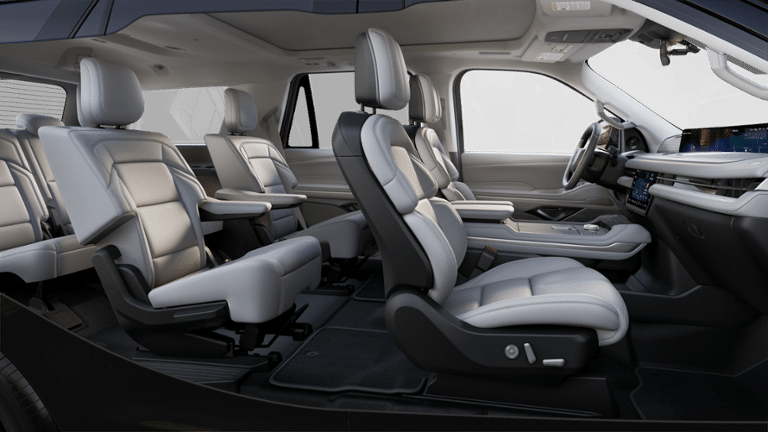 2025 Lincoln Navigator Reserve Service Loaner