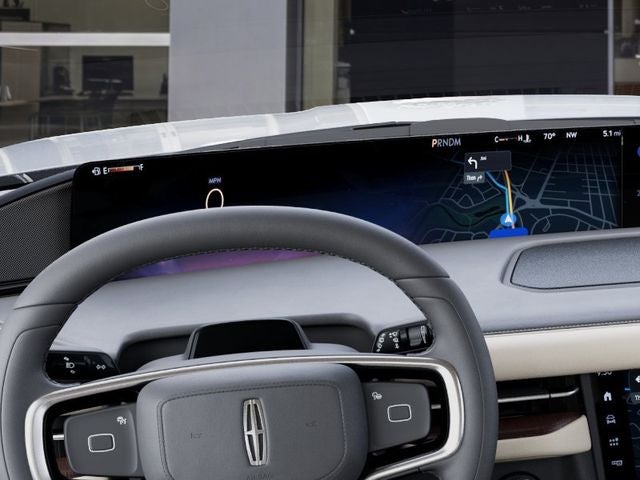 2027 Lincoln Navigator Premiere