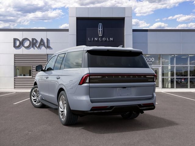2027 Lincoln Navigator Premiere