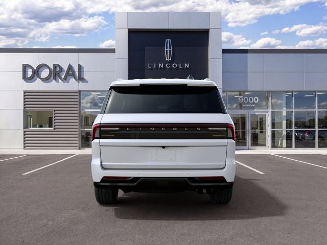 2027 Lincoln Navigator Premiere