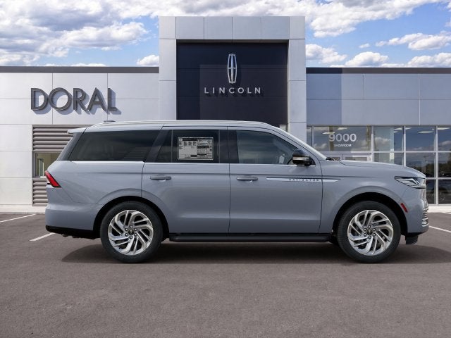 2027 Lincoln Navigator Premiere