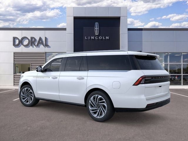 2025 Lincoln Navigator L Reserve Service Loaner