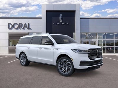 2025 Lincoln Navigator L Reserve Service Loaner