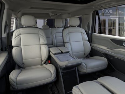 2025 Lincoln Navigator L Reserve Service Loaner