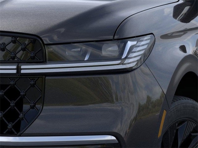 2025 Lincoln Navigator L Reserve Service Loaner