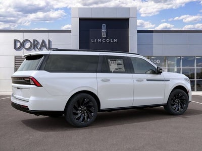 2027 Lincoln Navigator L Reserve