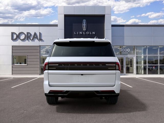 2027 Lincoln Navigator L Reserve