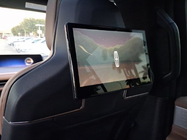 2025 Lincoln Navigator L Black Label