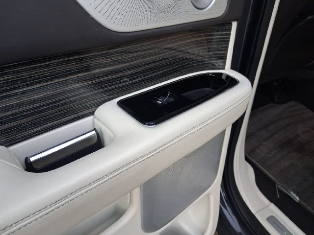 2022 Lincoln Navigator L Black Label
