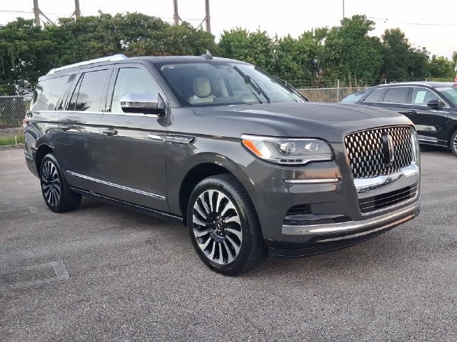 2022 Lincoln Navigator L Black Label