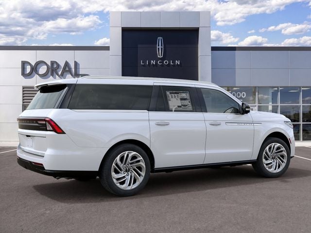 2027 Lincoln Navigator L Reserve