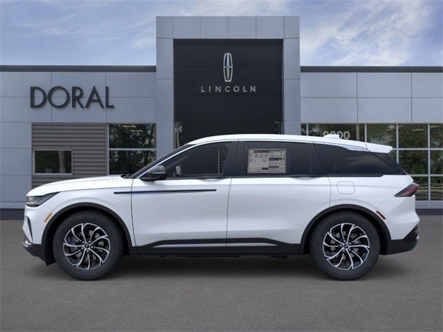 2025 Lincoln Nautilus Premiere Service Loaner