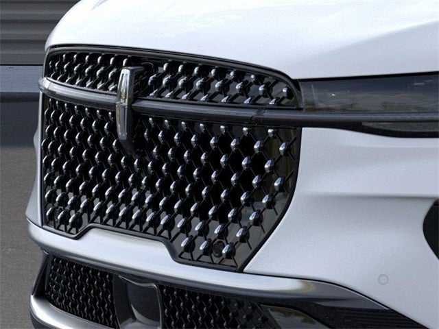 2025 Lincoln Nautilus Premiere Service Loaner