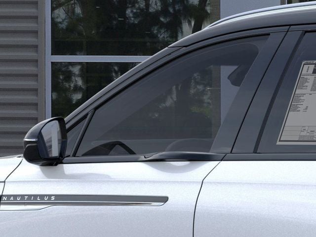 2025 Lincoln Nautilus Reserve Service Loaner