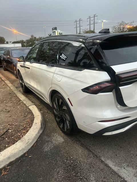 2024 Lincoln Nautilus Black Label