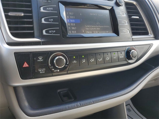 2018 Toyota Highlander LE