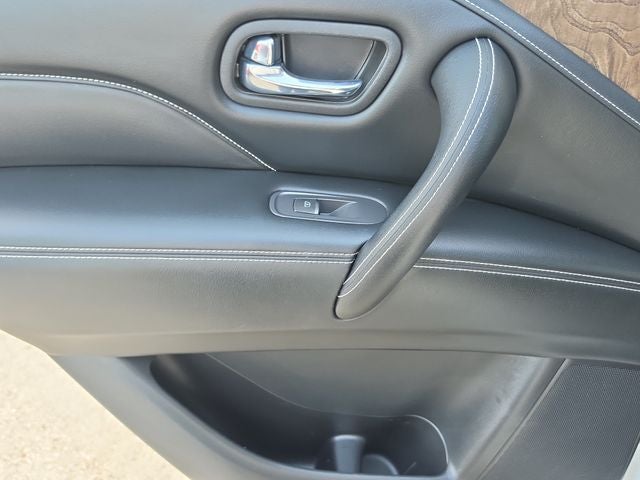 2021 INFINITI QX80 Premium Select