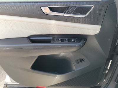2025 Volkswagen Atlas Cross Sport 2.0T SEL Premium R-Line
