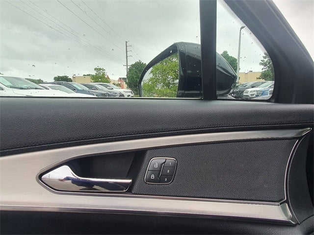 2020 Lincoln Nautilus Standard