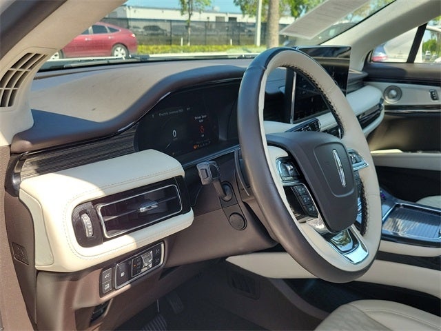 2023 Lincoln Nautilus Black Label