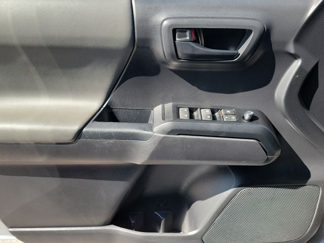 2022 Toyota Tacoma SR V6