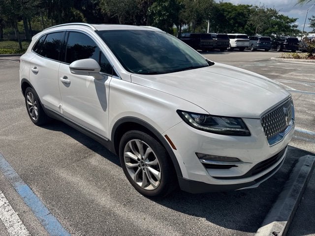 2019 Lincoln MKC Select