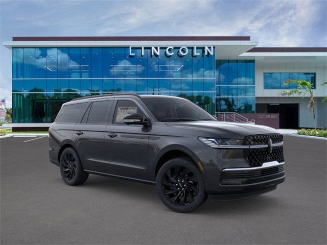 2025 Lincoln Navigator Reserve Service Loaner