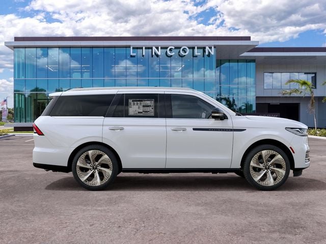 2027 Lincoln Navigator Black Label