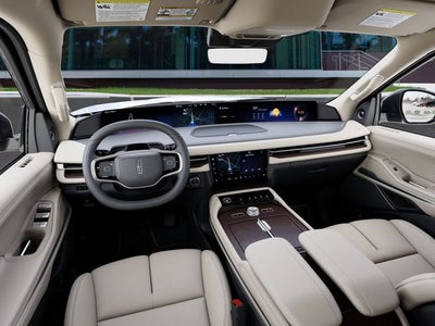 2027 Lincoln Navigator Premiere