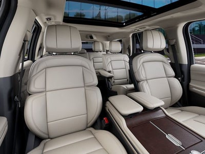 2027 Lincoln Navigator Reserve