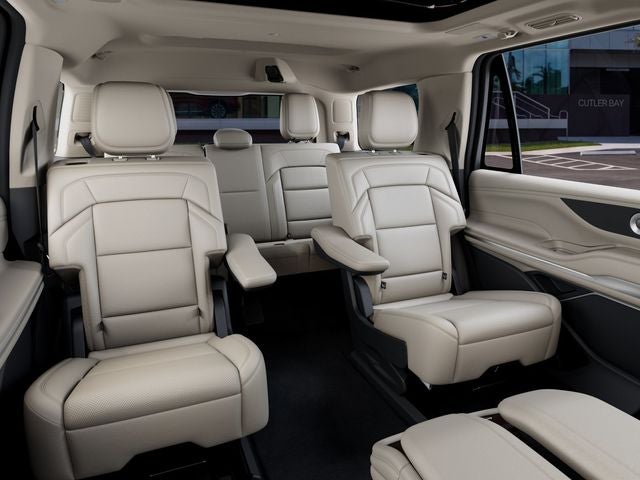 2027 Lincoln Navigator Reserve
