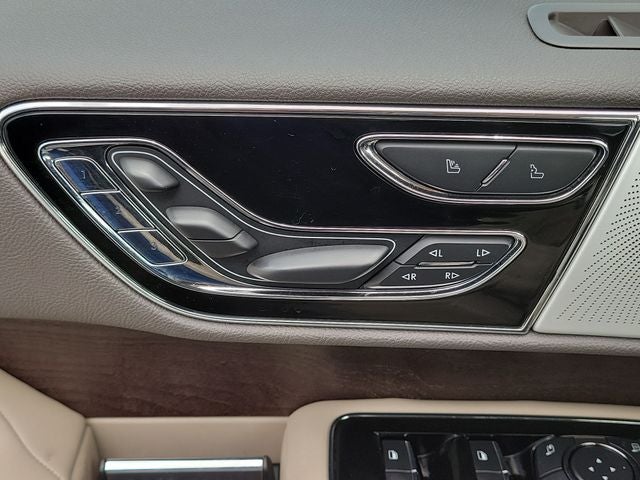 2022 Lincoln Navigator L Reserve