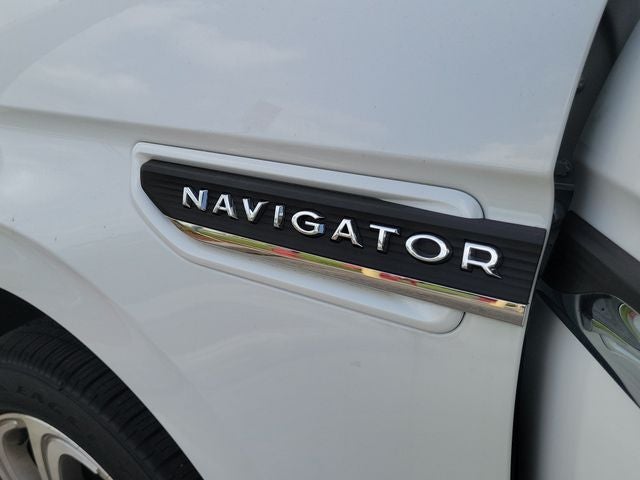 2022 Lincoln Navigator L Reserve