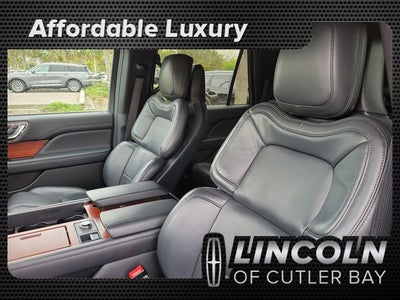 2022 Lincoln Navigator L Reserve